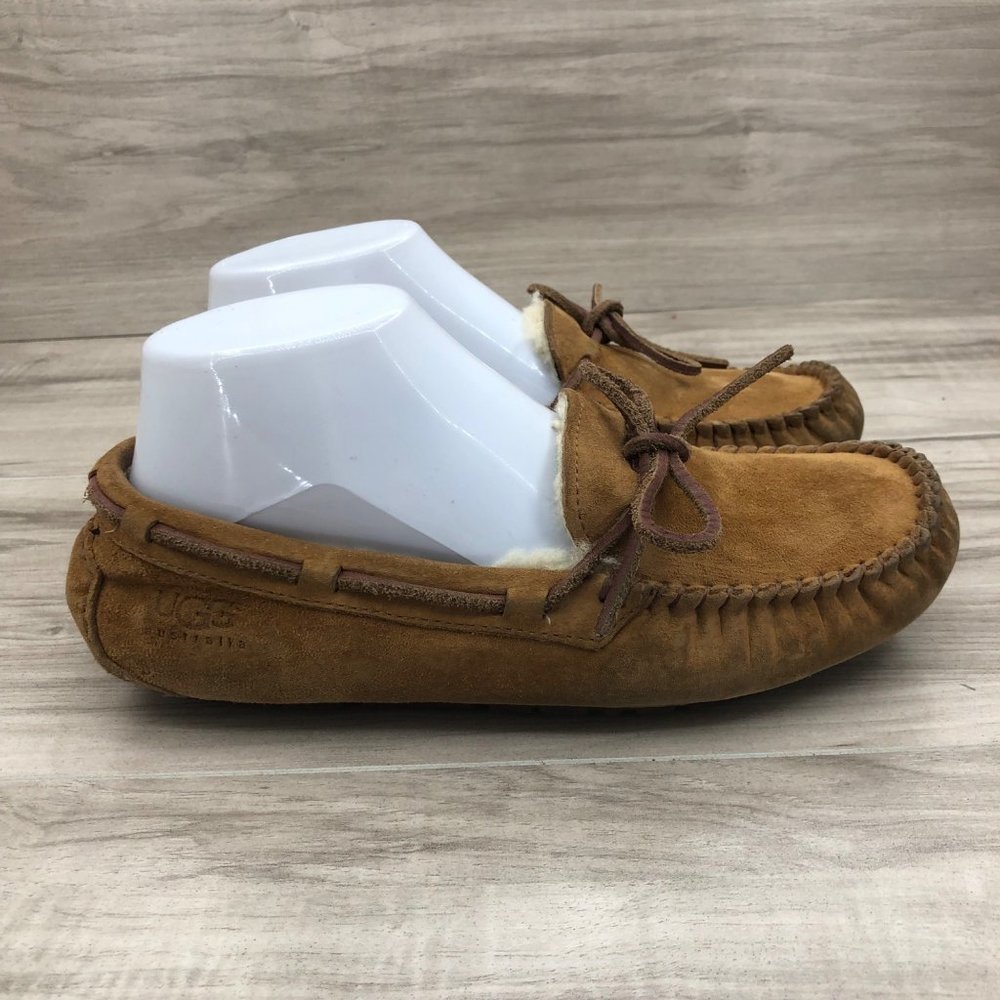 UGG Slippers Women's 6 Dakota Brown Suede Slip On Lined Shoes